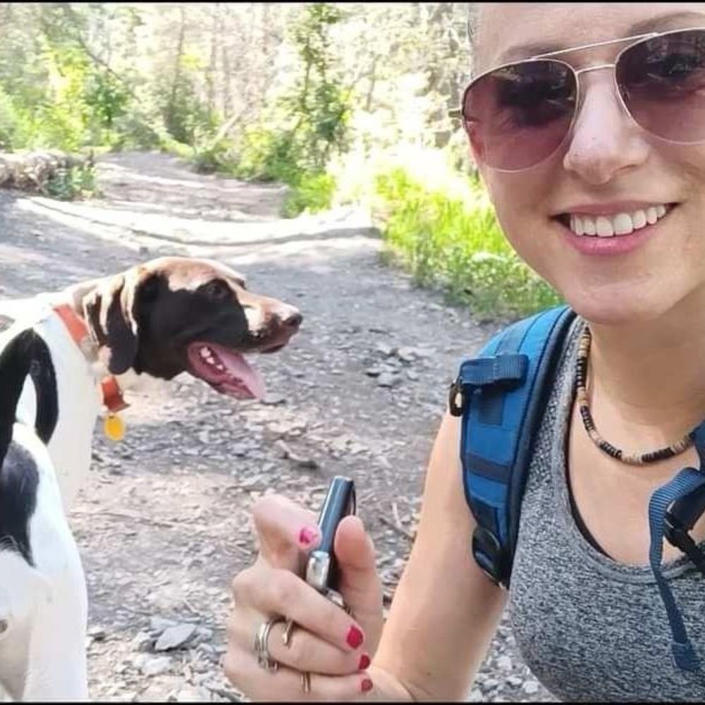 Meet your Posher, Danielle